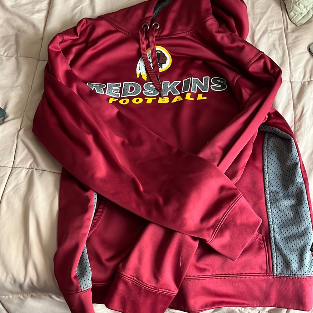 NFL Redskins sweatshirt